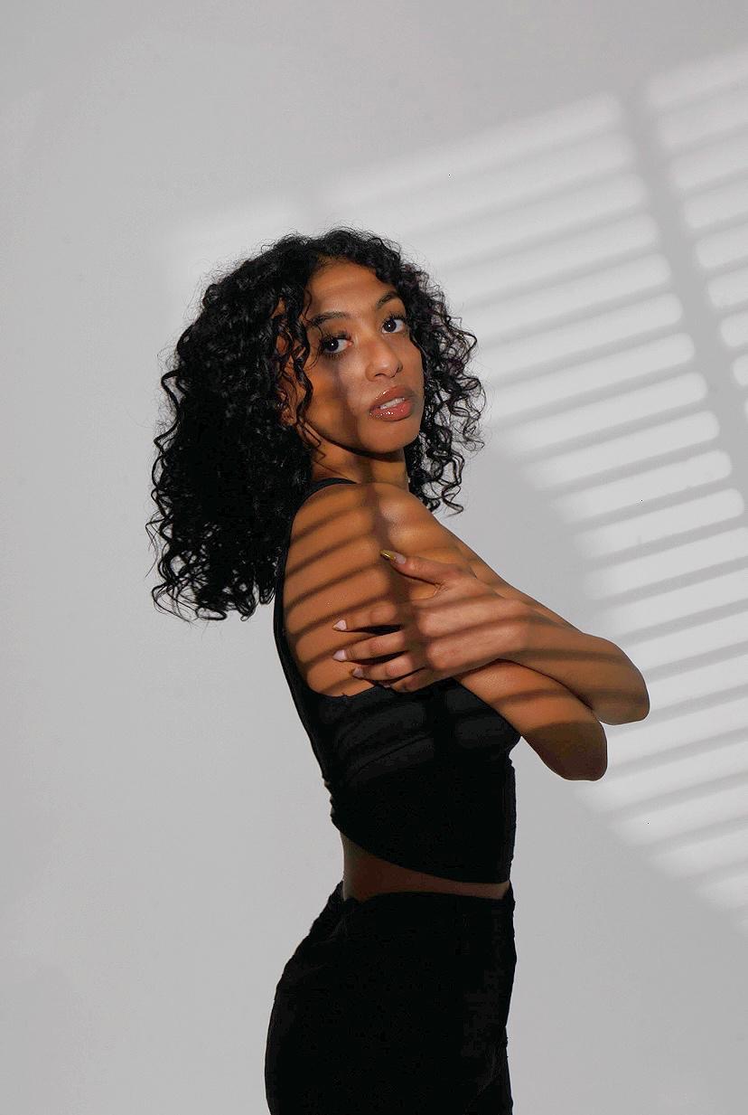 Samira A. gallery photo