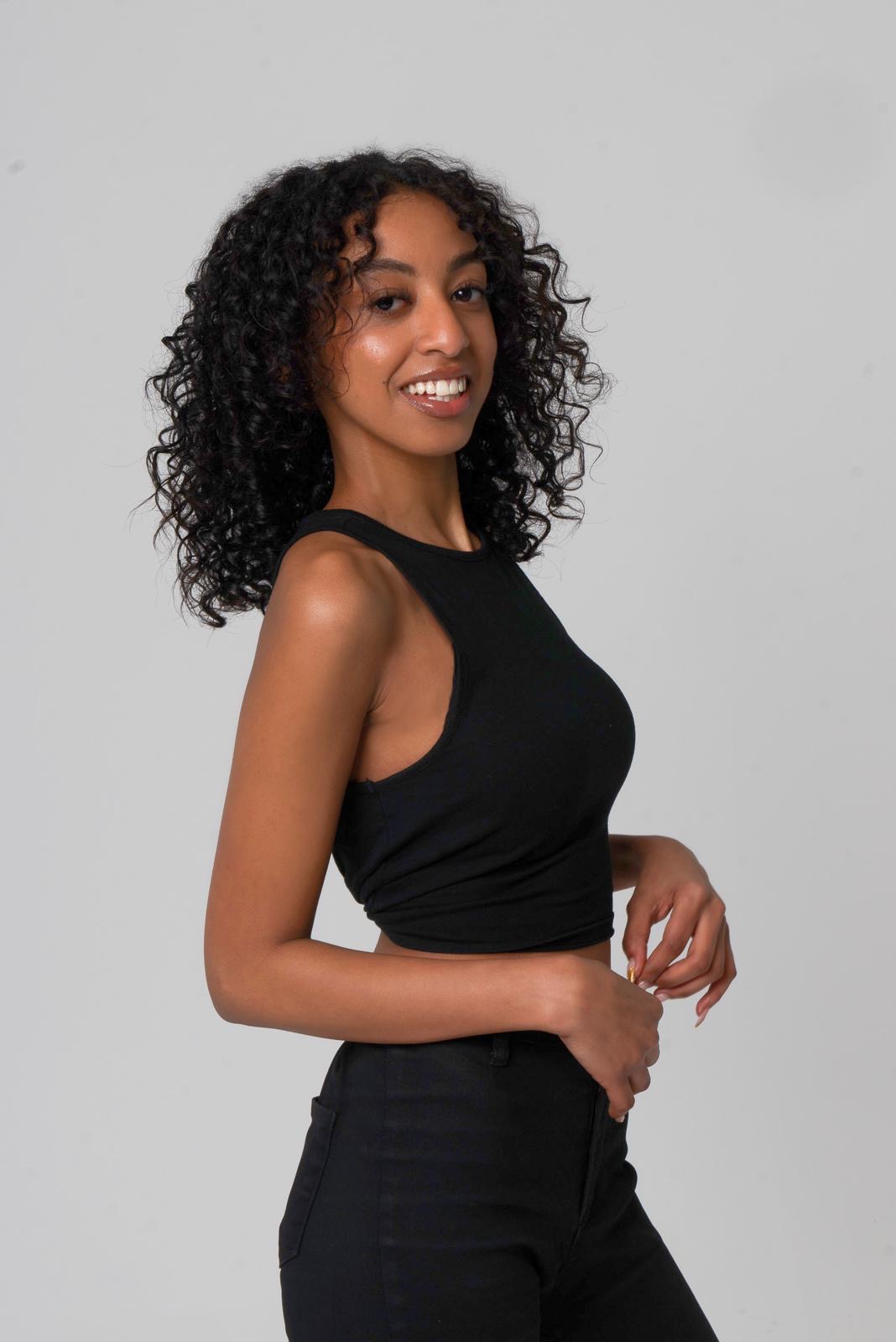 Samira A. gallery photo