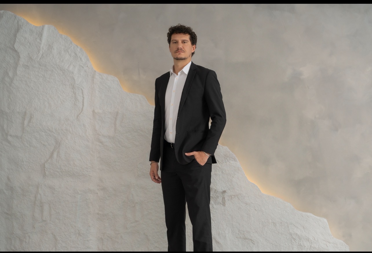 Talent gallery photo