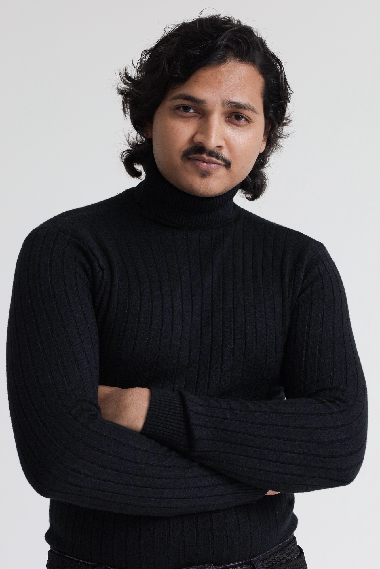 Hitesh T.